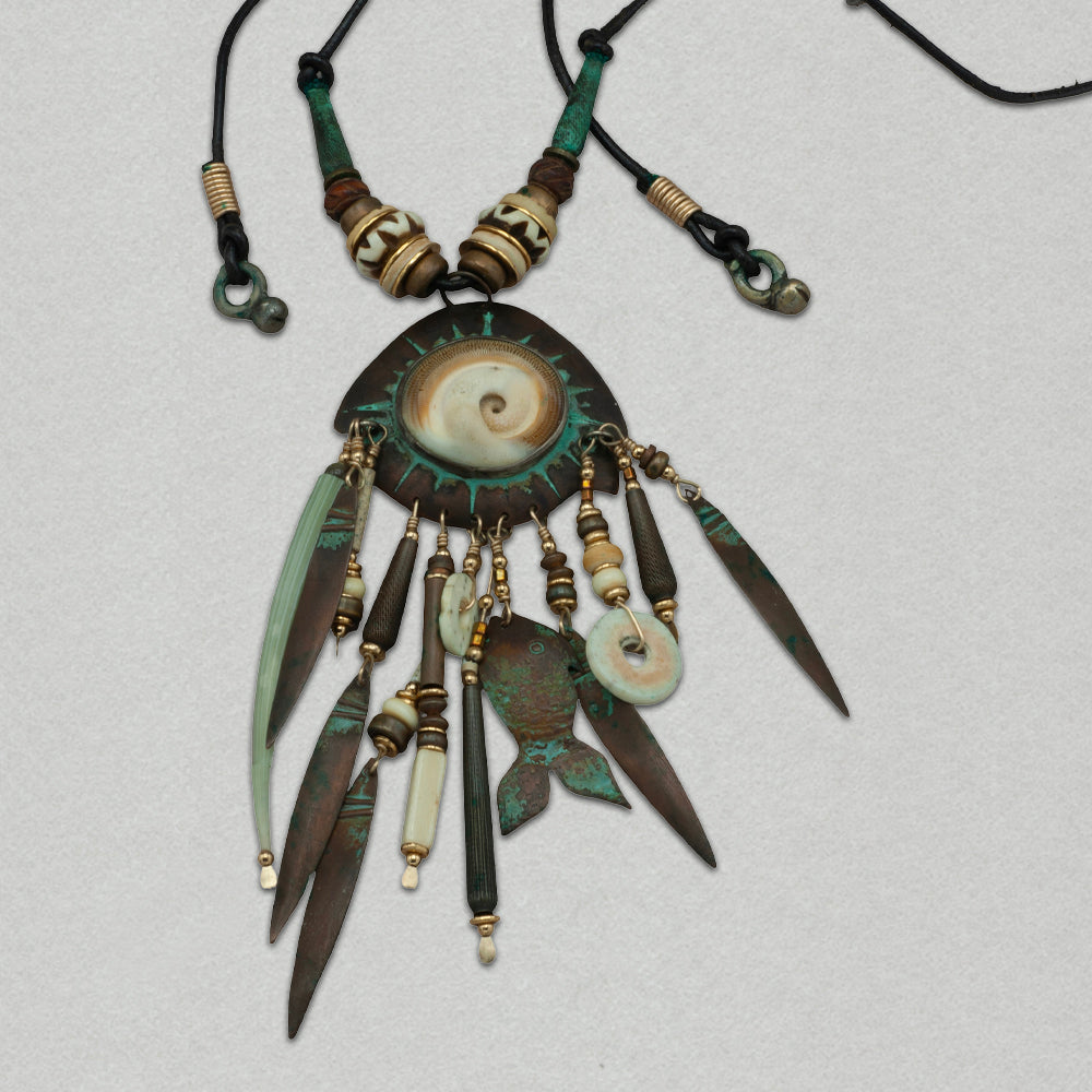 Tabra Vintage Mexican Cats Eye Shell Cord Necklace