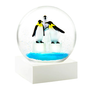 Penguins Snow Globe