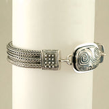 ta_cbr03 with charm